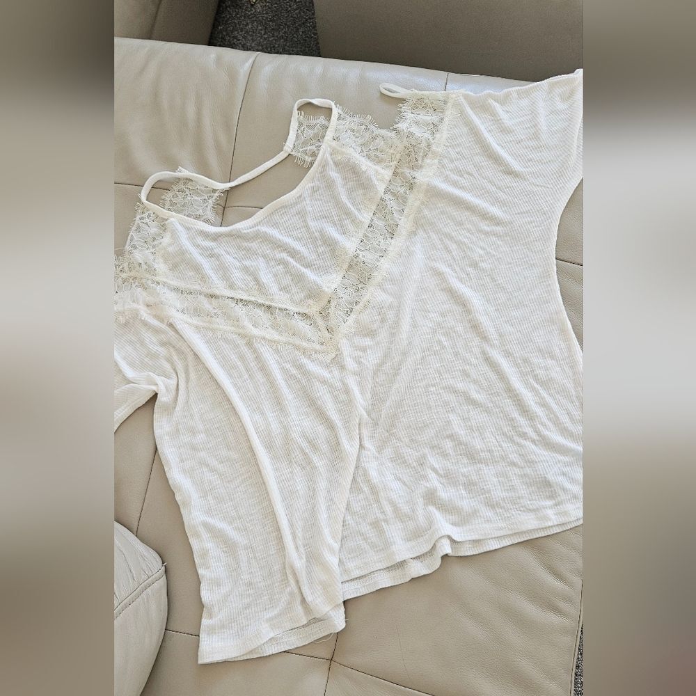 Nwot open back pins and needles size xs boho top